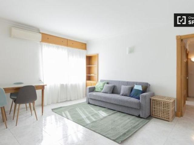 Acogedora habitación en alquiler en piso de 3 dormitorios, ideal para estudiantes, en Puerta del Áng