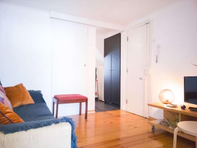 Acolhedor apartamento de 1 quarto para arrendar na Estrela, Lisboa