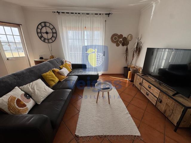 Acolhedor Apartamento T3 no Centro de Ferrel, Próximo da Pra. 118m² Ferrel