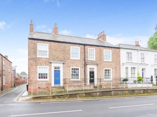 Acomb Road, North Yorkshire YO24 2 bed end of terrace house to rent £1,150 pcm £265 pw
