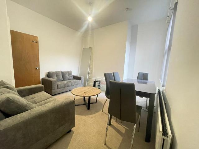 Acomb Street, Manchester M14 4 bed terraced house to rent £2,167 pcm £500 pw