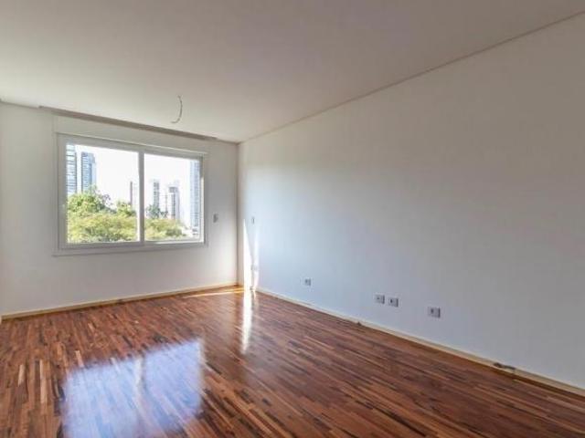 Aconchegante casa em condomínio para venda em Parque Colonial com 4 quartos, sendo 4 suítes, 786.97m