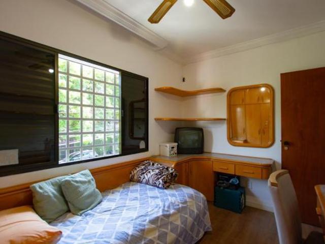 Aconchegante casa para venda em Vila Madalena com 5 quartos, sendo 1 suíte, 253m² remaxfront#QH0VL