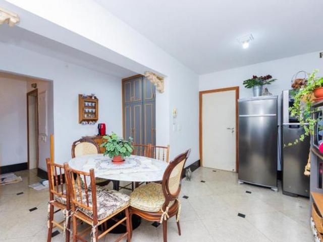 Versátil apartamento para venda em Campo Belo com 4 quartos, sendo 1 suíte, 180m² elietetufanini#E