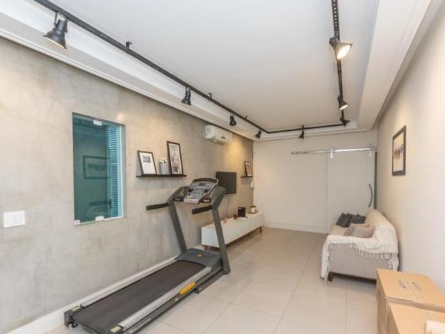 Aconchegante sobrado para venda em Jardim Marisa com 3 quartos, sendo 3 suítes, 168m²