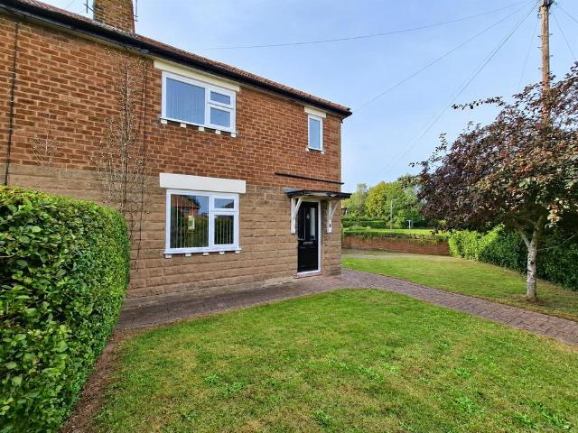 Aconbury Avenue, Hereford 3 bed semi detached house to rent £1,100 pcm £254 pw