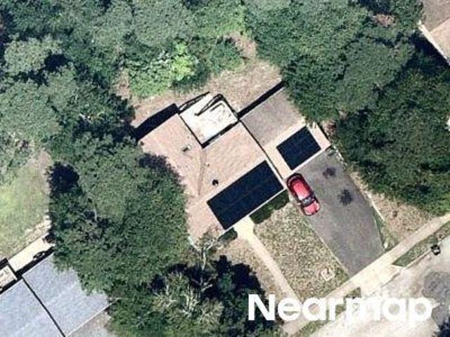 Acorn Dr