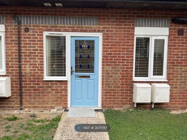 Acorn Lodge, St Albans AL2, Studio to rent, £920 pcm | PrimeLocation