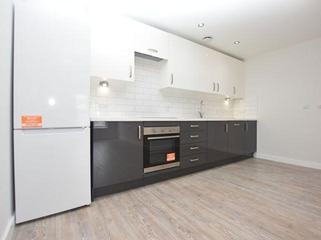 Acorn Street, Sheffield S3, 2 bed flat to rent, £1,000 pcm | PrimeLocation