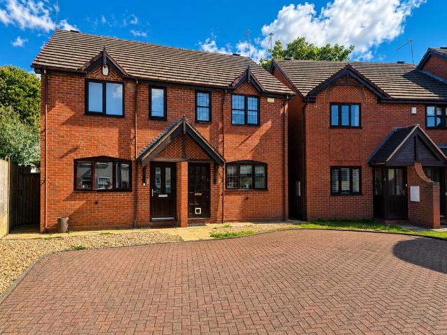 Acacia Court, King Street, Wollaston 2 bed terraced house to rent £995 pcm £230 pw