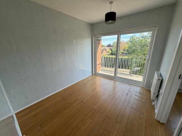 Acacia Avenue, Colchester CO4, 3 bed flat to rent, £1,150 pcm | PrimeLocation