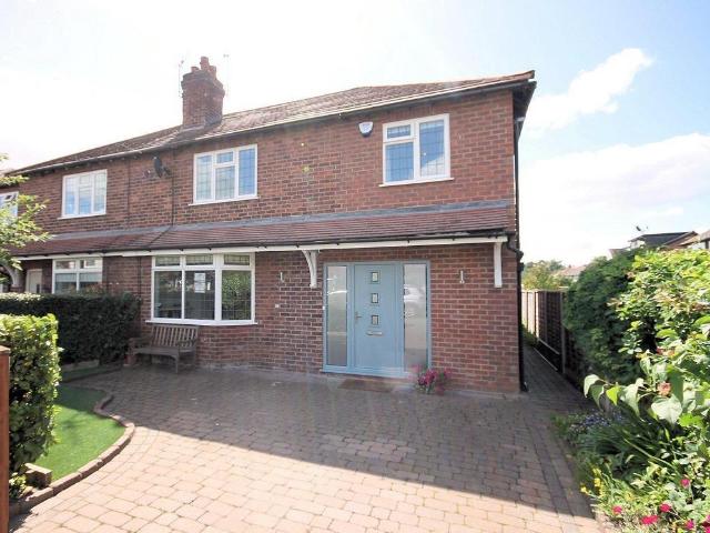 Acacia Avenue, Knutsford 4 bed semi detached house to rent £2,550 pcm £588 pw