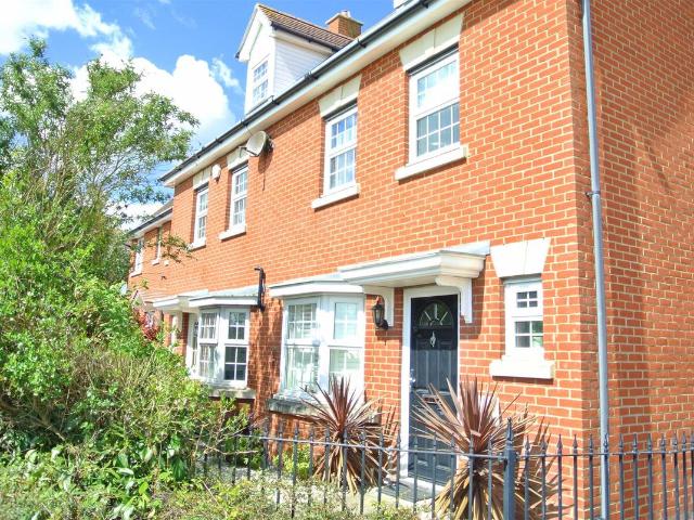 Acacia Drive, Chislet Gardens, Canterbury, Kent CT3, 4 bed terraced house to rent, £1,450 pcm | PrimeLocation