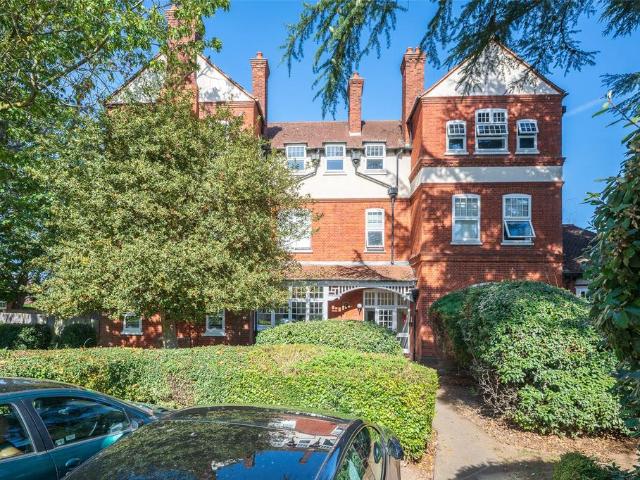 Acacia Way, Kent 2 bed apartment to rent £2,250 pcm £519 pw