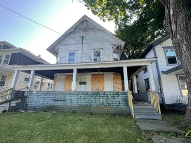 Academy St Apt 42