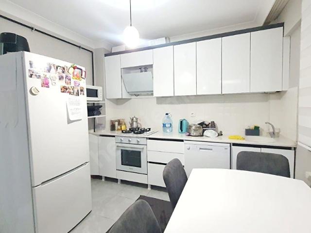 ACANDURALİALIÇ MAH. CADDE ÜZERİ KATTA LÜX 3+1 DAİRE