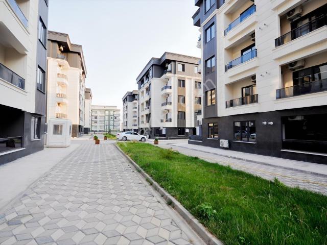 Acar A.ş.'den Altın Park Sitesinde Eşyalı Balkonlu 1+1