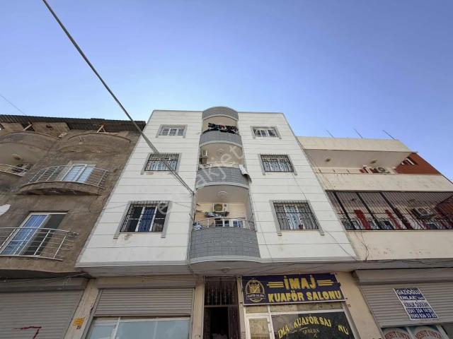 Acar Emlaktan İpekyolu Mahallesi Acil Satılık 2+1 110 M2 Daire