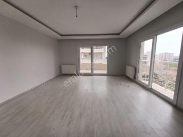 Acar Emlaktan 8 Mart Mah Vikent Sitesinde 3+1 175m2 Arakat Daire