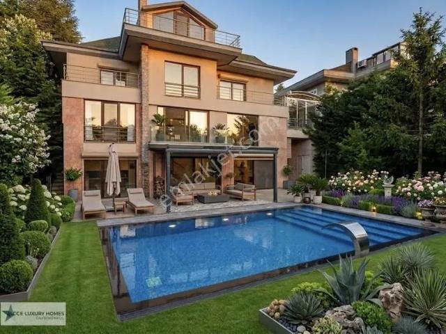 Acarkent'te Oturuma Hazır Kiralık Villa