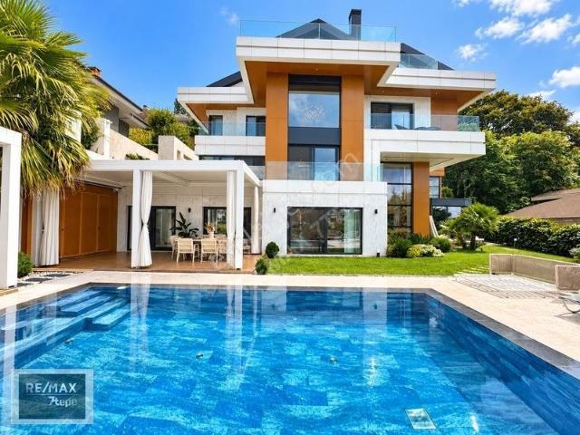 Acarkentte Tamamen Yenilenmiş C Tipi Kiralık Villa