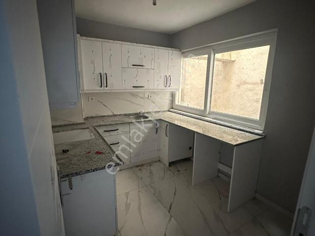 Acarlar Emlaktan Zafer Mah. 3+1 125 M2 Sıfır Tadilatlı Doğalgazlı Kiralık Daire
