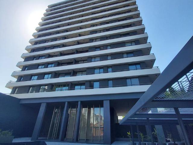 Acassuso al 1400, Argentina
