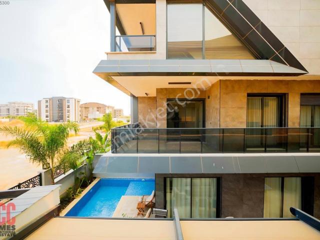 Acc Homestan Altıntaş Demet Villalarında 5+1 Eşyalı Villa