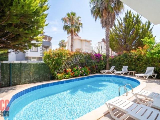 Acc Homes'tan Belek'te Özel Havuzlu, 4+1 Kiralık Müstakil Villa