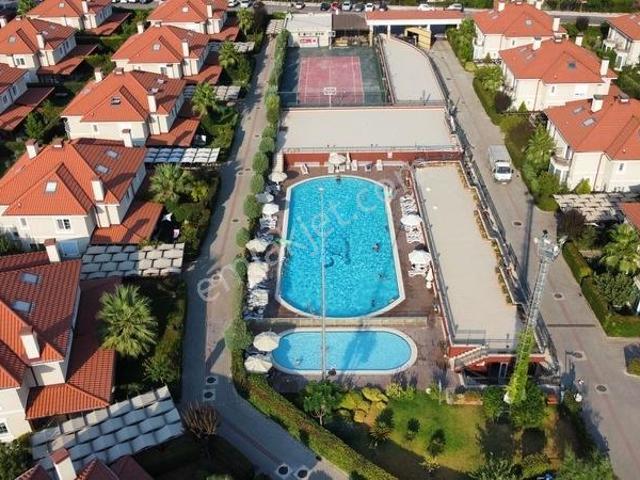 Acc Homes'tan Vali Konakları 1 Satılık Ara Kat 3+1 Boş Daire