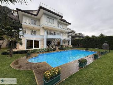 Acce Gayrimenkul'den Acarkent'te Eşyalı Kiralık Villa.