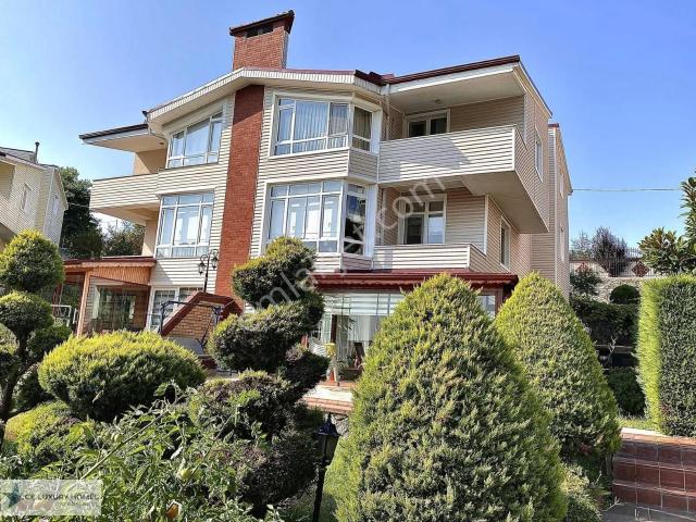 Acce Gayrimenkul'den Doğayla İç İçe Müstakil Satılık Villa