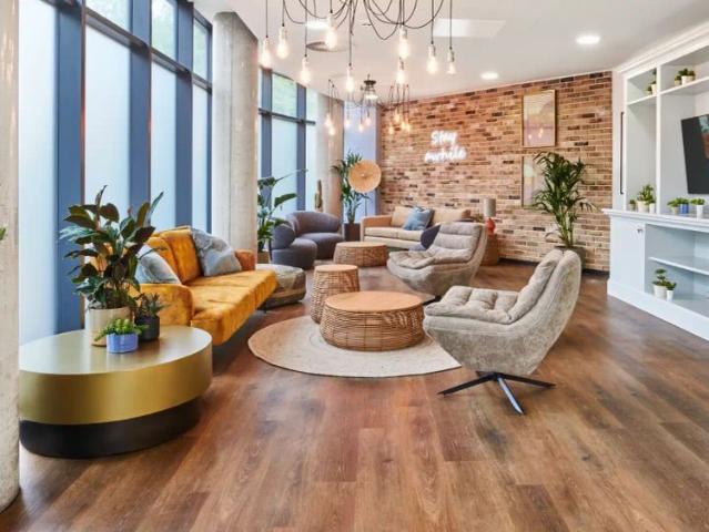 Accessible Classic Studio