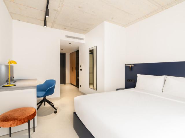 Accessible Studio with Kitchenette