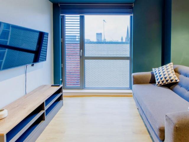 Accessible studio near Sheffield City Centre