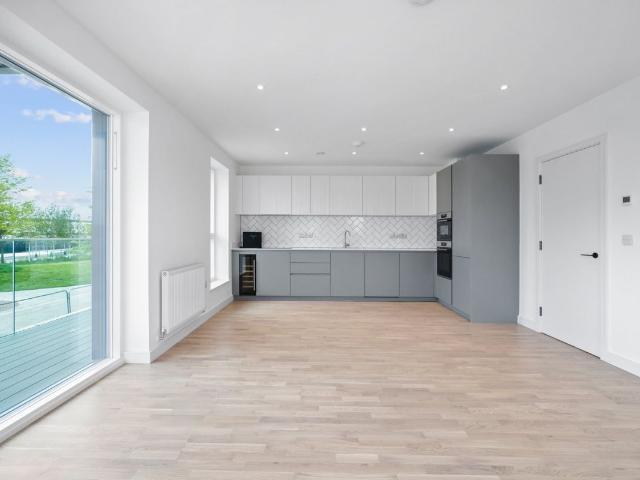 Accolade Avenue, Southall UB1, 2 bed flat to rent, £2,000 pcm | PrimeLocation