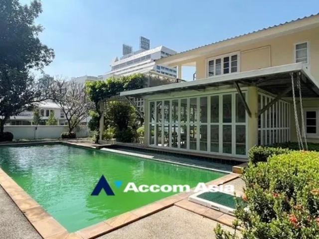 AccomA Home Office,Private Swimming Pool 3 BR House in Bang Kapi 13001