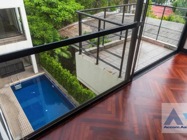 AccomA Partly Furnished,Private Swimming Pool,Home Office 4 BR House in Phaya Thai 45685