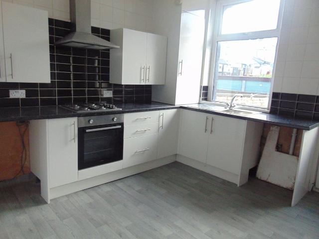 Accrington Road, Burnley BB11, 2 bed terraced house to rent, £595 pcm | PrimeLocation