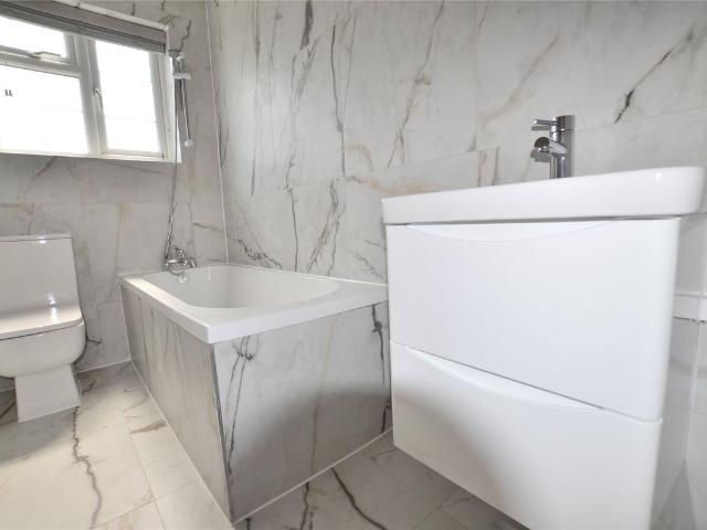 Ace Parade, Hook Road, Chessington KT9, 4 bed flat to rent, £2,445 pcm | PrimeLocation