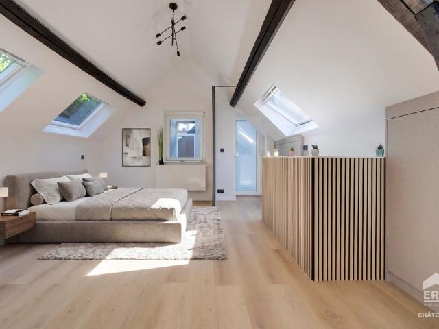 Achtergelegen huis van 100 m², volledig gerenoveerd
