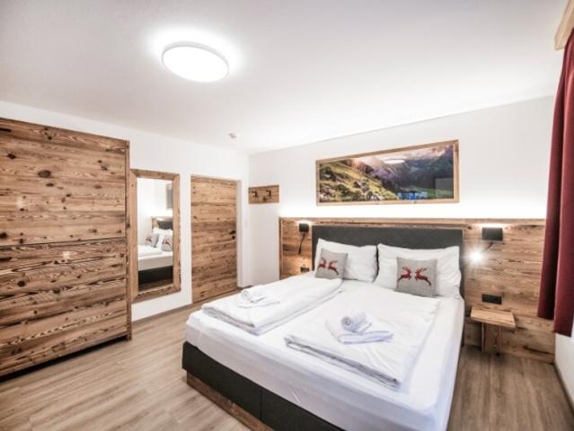 ACHTUNG! Exclusive 5 Zi Ferienwohnung direkt am Skilift in Fügen/Zillertal