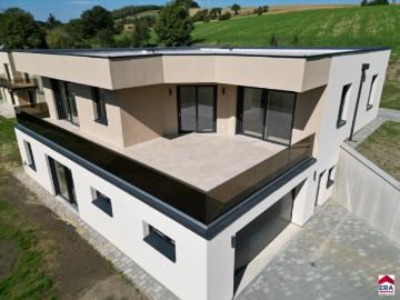 Achtung Preisänderung Luxuriöses Einfamilienhaus in 3062 Kirchstetten: 6 Zimmer, Erstbezug, Terrasse, Doppelgarage