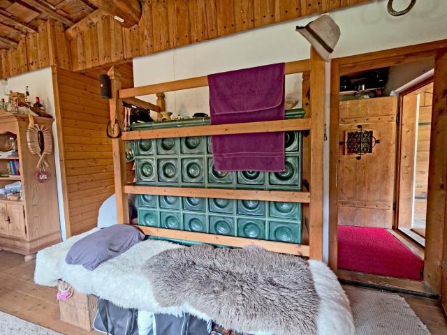 Achtung Rarität! Berghütte mit Legalem Freizeitwohnsitz Nähe Lift in Hochfügen mit Ski in Ski Out!