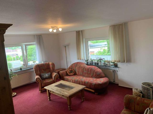 Achtung Studenten, Gewerbetreibende oder Wochenendheimfahrer: 3 Zimmer Whg. mit Balkon in Friedberg