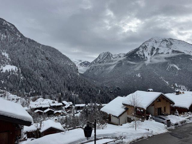Achat Vente Appartement 4 piéces Emplacement de Parking pri. 90m² Champagny en Vanoise La Plagne