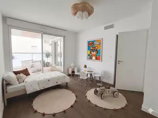 Achat appartements Marseille 6ème t5 RT 2012 NF