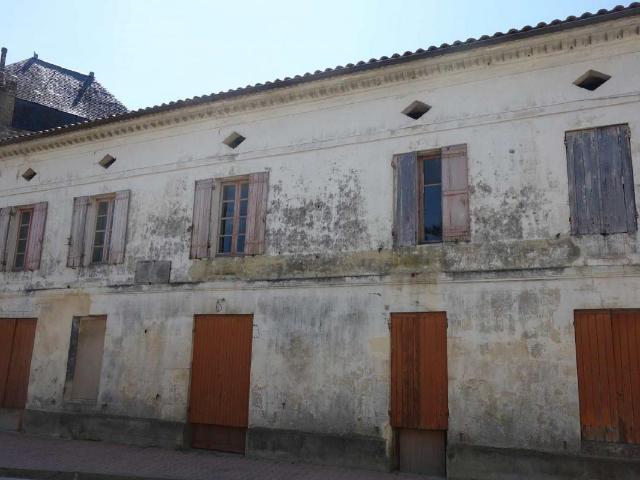 Achat maison 8 pièces 330 m2 33710 Pugnac 330m² Pugnac
