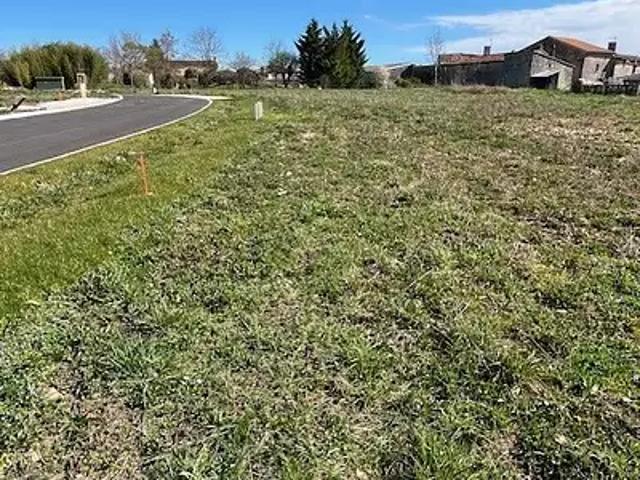 Achat maisons Aigre 4 pièces