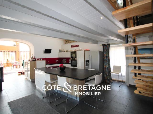 ACHETER A HENON MAGNIFIQUE LONGERE AVEC EXTENSION CONTEMPORAINE | Réf: 202658